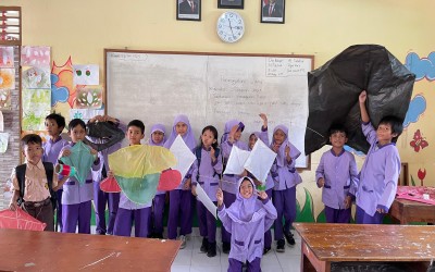 PRAKARYA MEMBUAT LAYANGAN