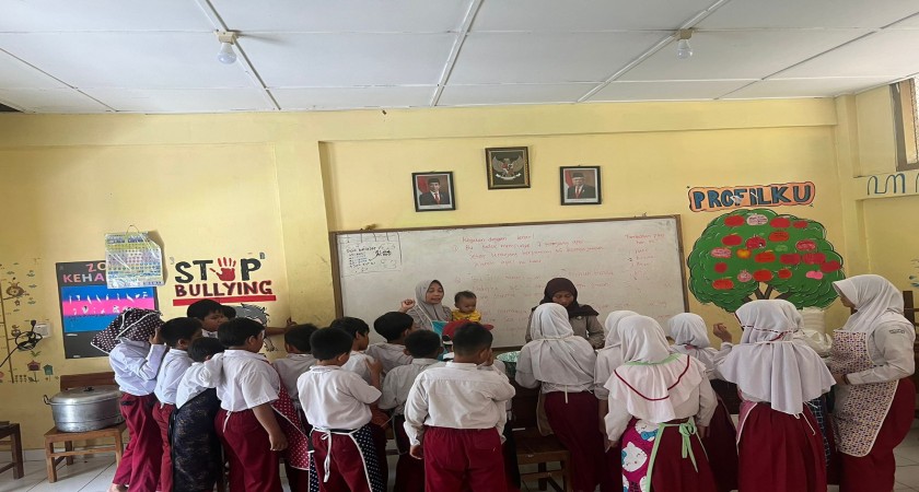 Asiknya Memasak Bersama: Parent Teaching Kelas 4 SD Negeri Gamol