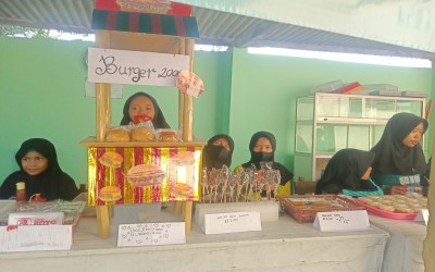 Market Day Kelas 4 SDN Gamol: Belajar Sambil Berbisnis